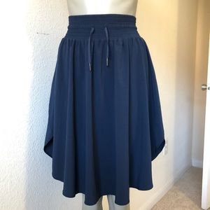 Lululemon Navy blue flowy skirt